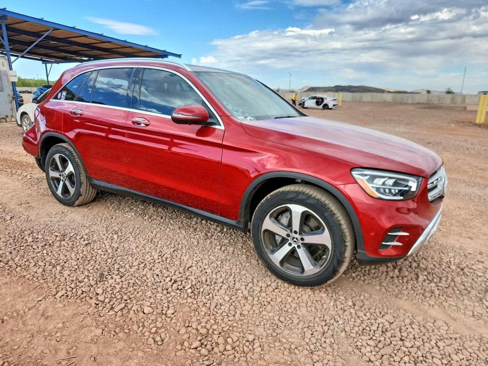 2020 MERCEDES-BENZ GLC 300 4