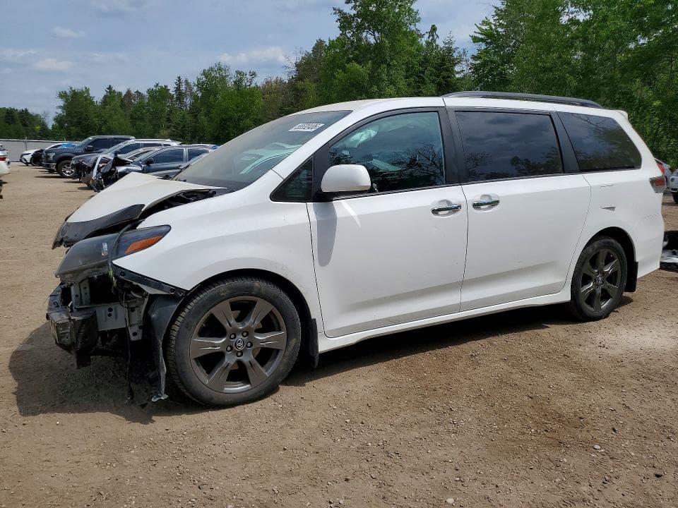 2020 TOYOTA SIENNA SE 8-PASSENGER - 1
