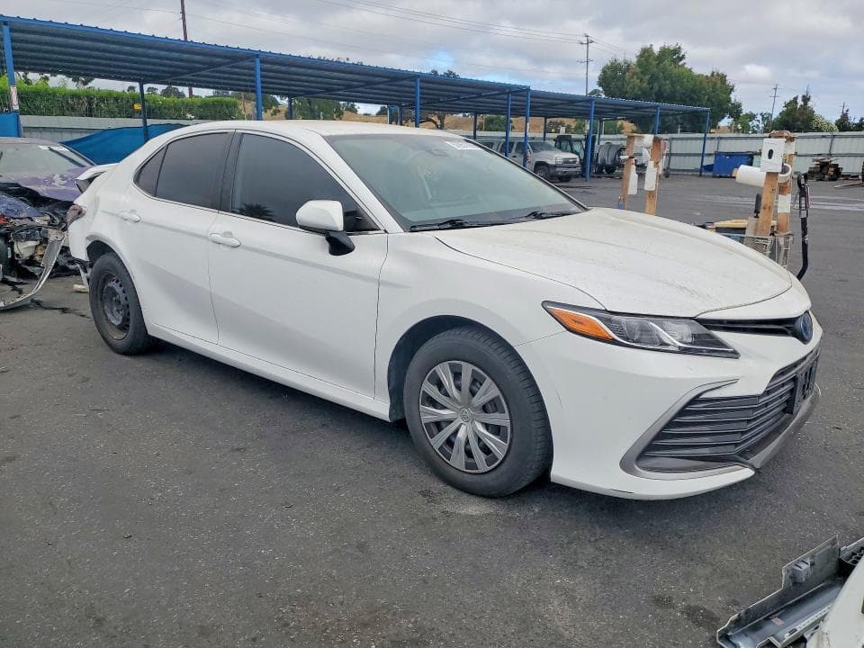 2023 TOYOTA CAMRY LE 4