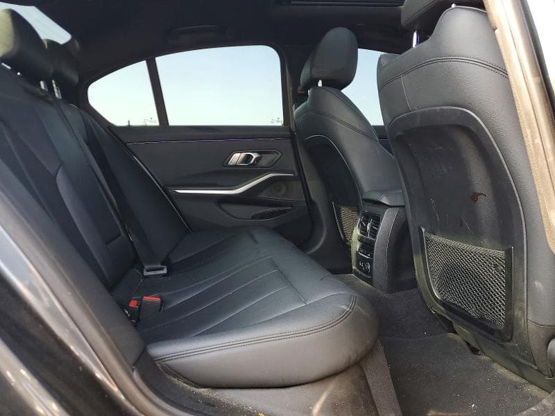 2019 BMW 330XI 10