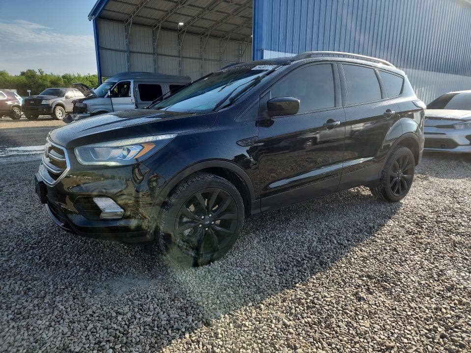 2017 FORD ESCAPE SE - 1