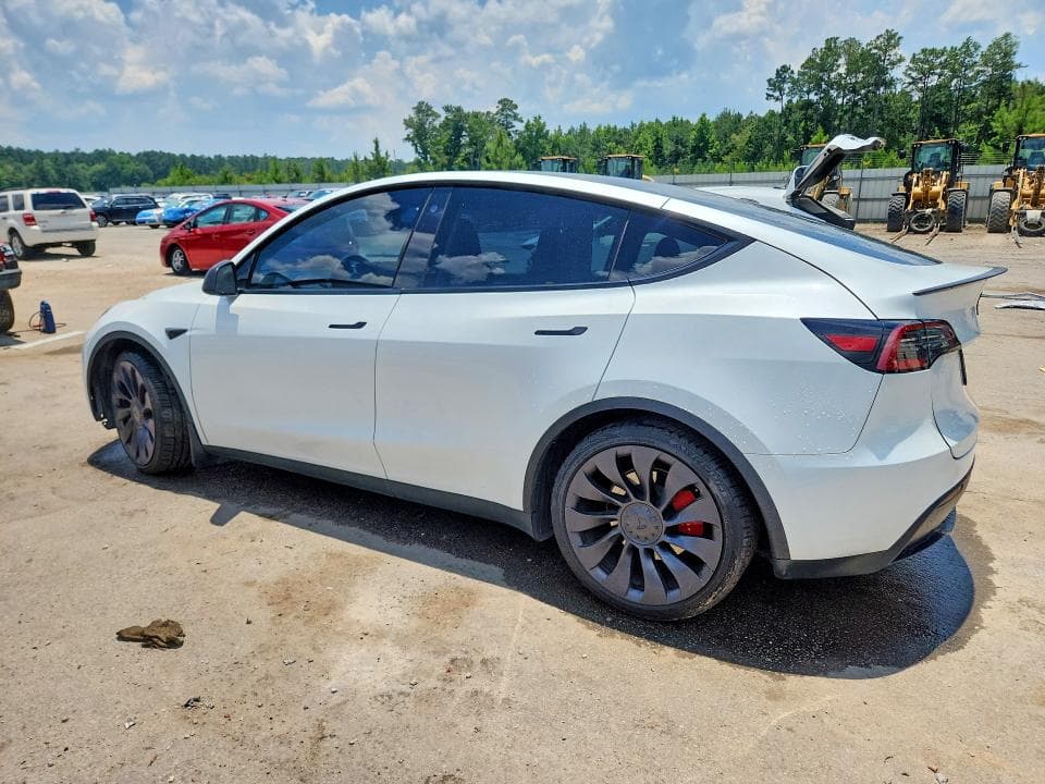 2023 TESLA MODEL Y 2