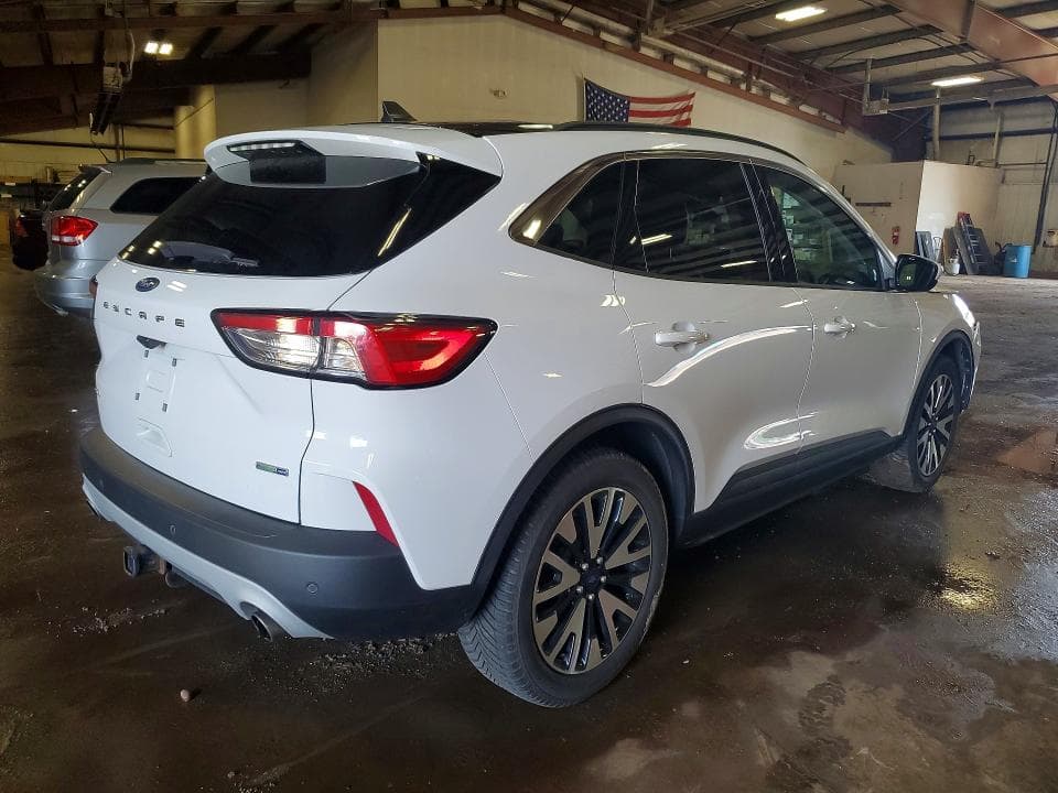 2020 FORD ESCAPE SEL 3