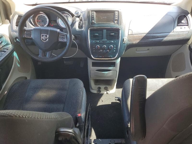 2020 DODGE GRAND CARAVAN SE 8
