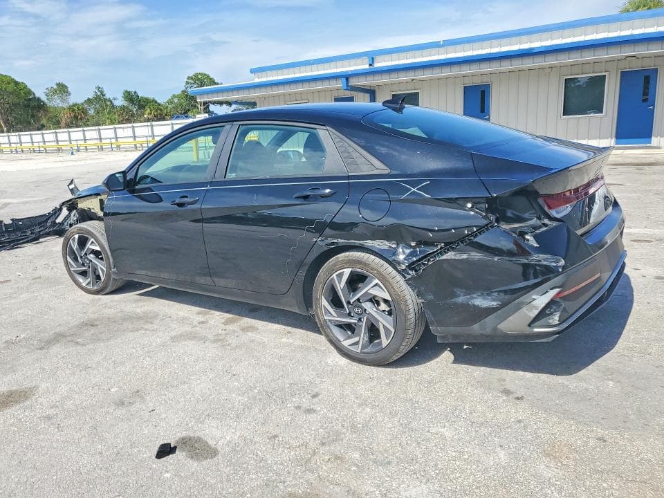 2025 HYUNDAI ELANTRA SEL SPORT 2