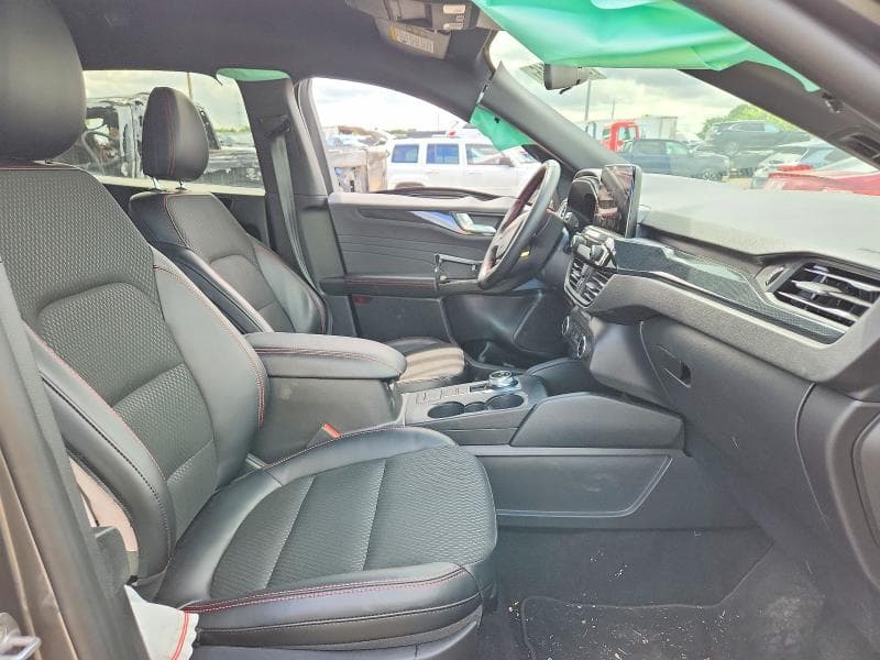 2025 FORD ESCAPE ST LINE 7