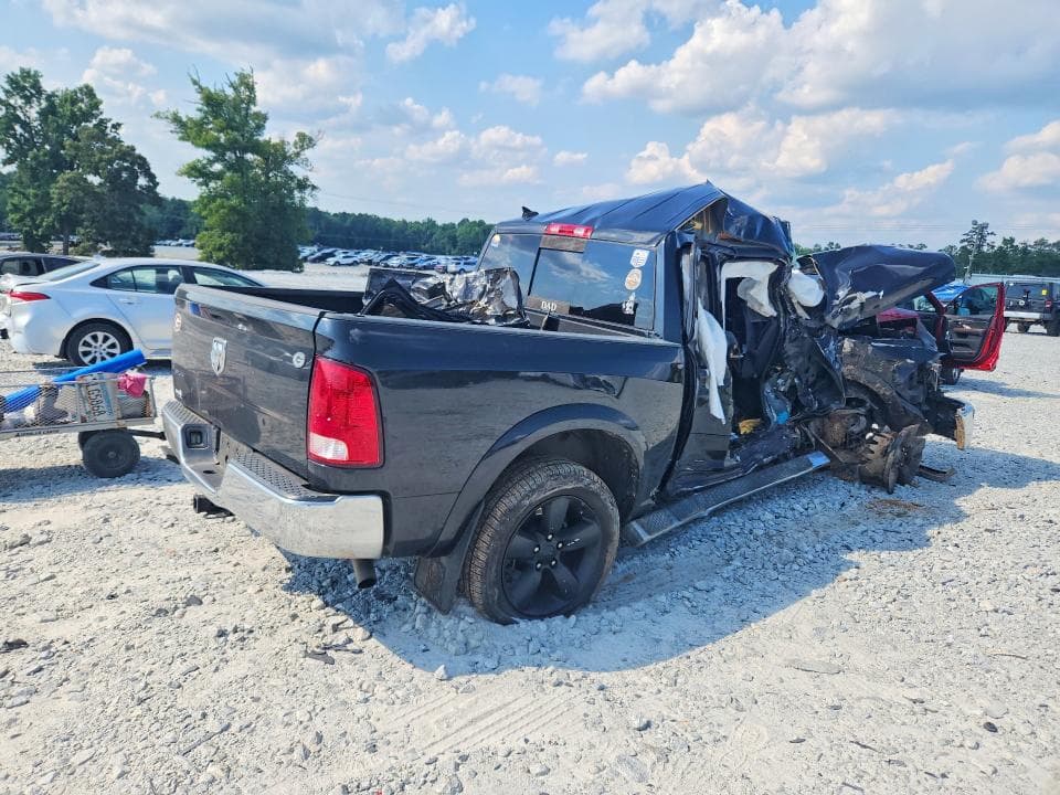 2018 RAM 1500 SLT 3