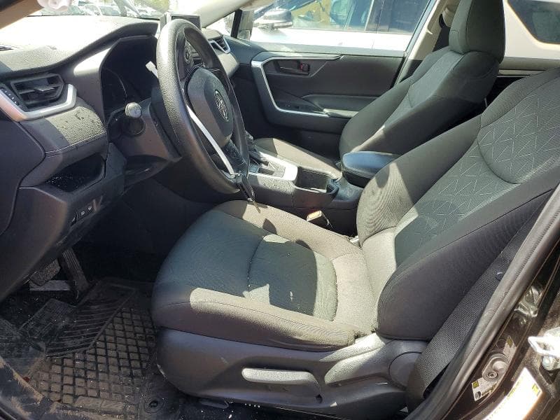 2023 TOYOTA RAV4 LE 7