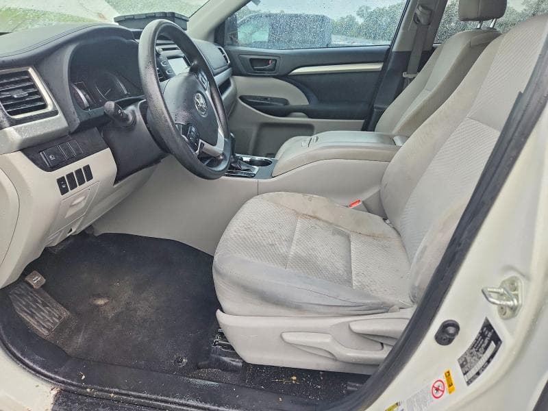 2019 TOYOTA HIGHLANDER LE 7