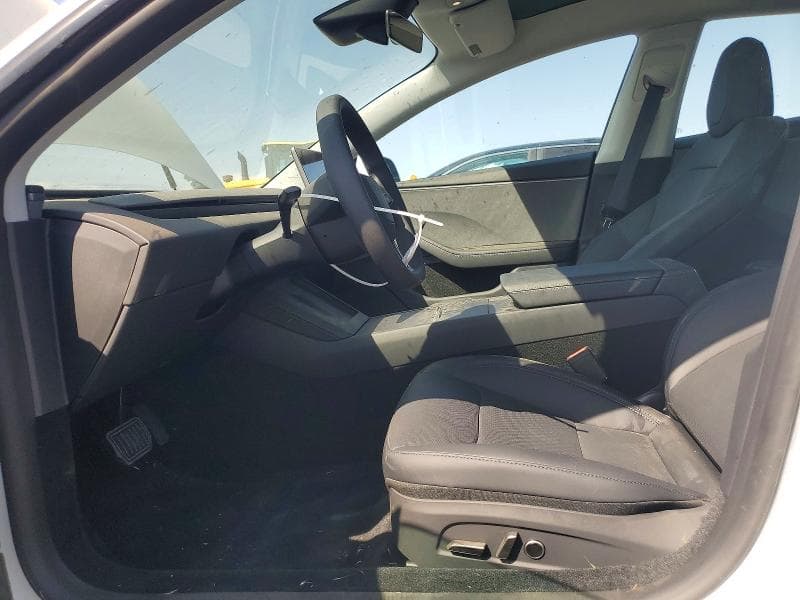 2026 TESLA MODEL 3 7