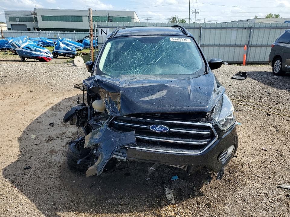 2017 FORD ESCAPE SE 5