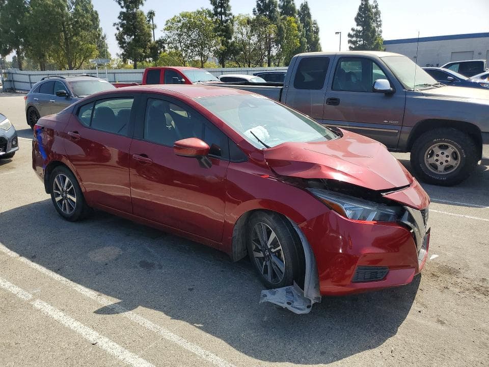 2020 NISSAN VERSA SV 4