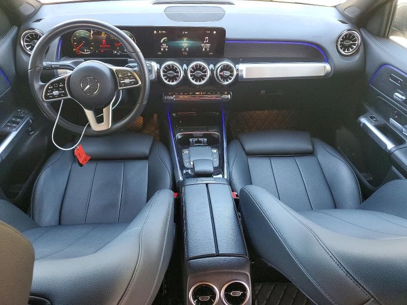 2023 MERCEDES-BENZ GLB 250 4MATIC 8