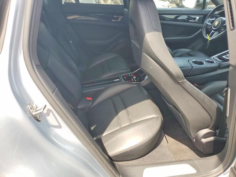 2017 PORSCHE PANAMERA 4S 10