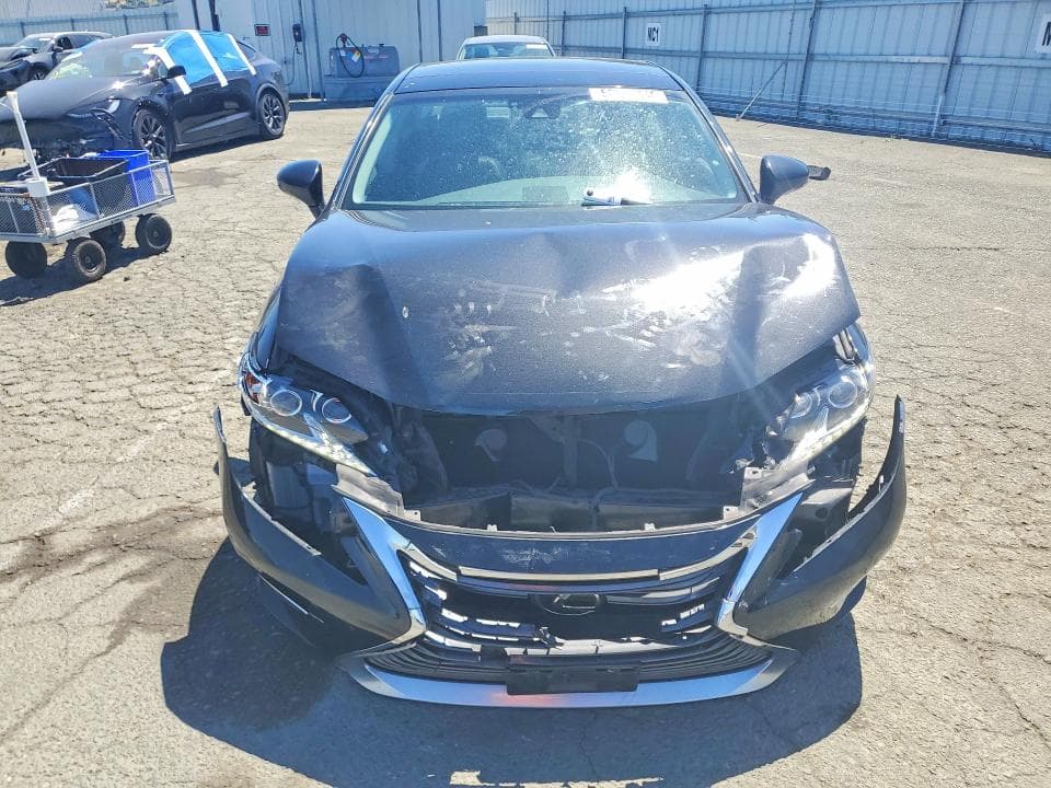 2017 LEXUS ES 350 5
