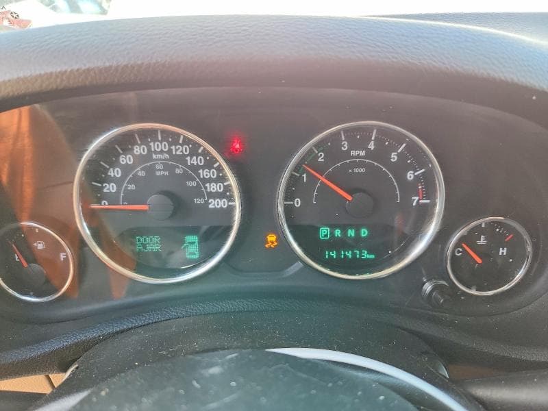 2018 JEEP WRANGLER UNLIMITED SAHARA 9