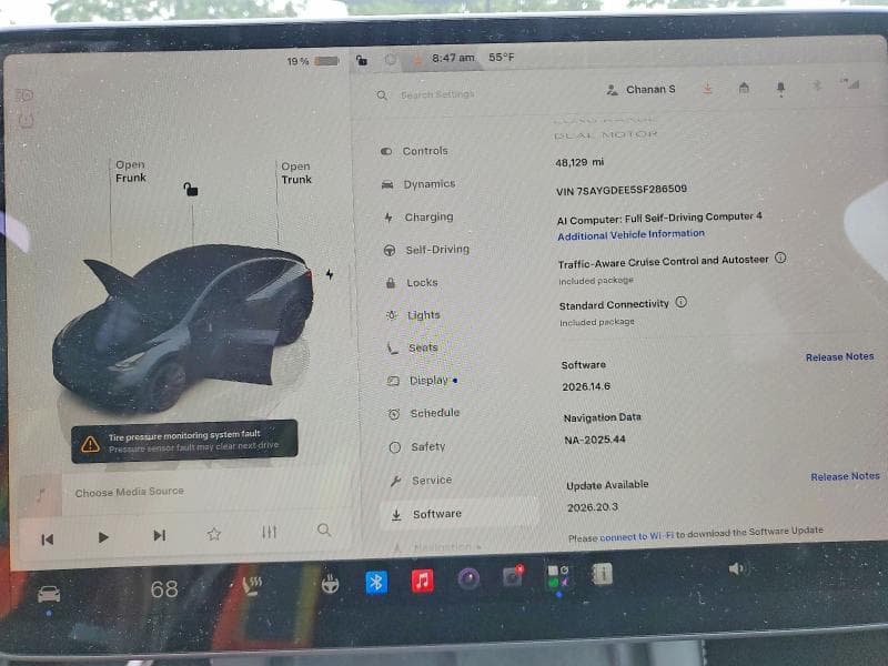 2025 TESLA MODEL Y 9