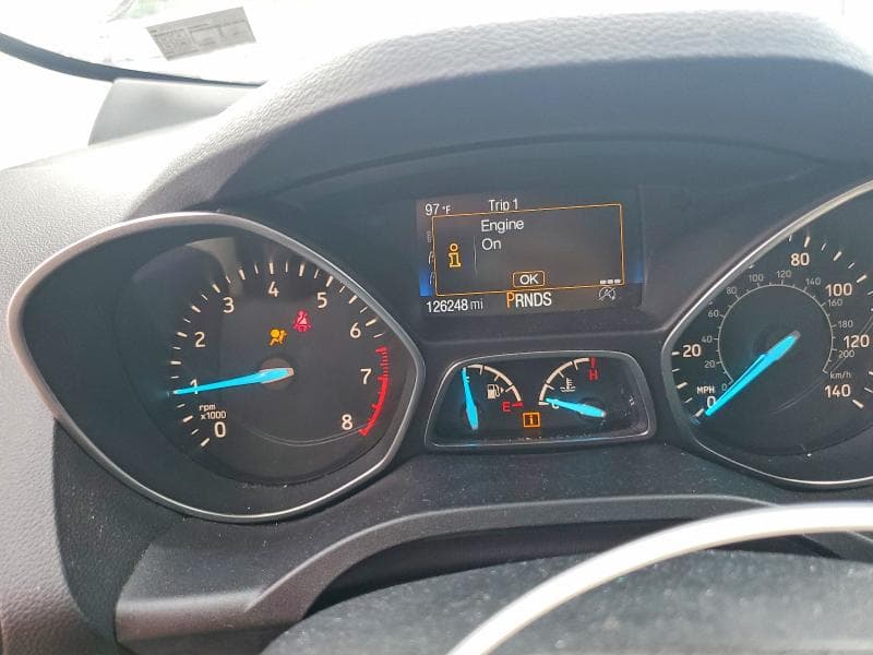 2017 FORD ESCAPE SE 9