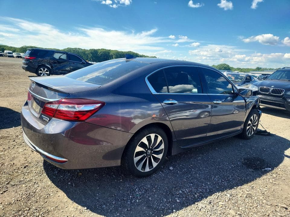 2017 HONDA ACCORD TOURING HYBRID 3