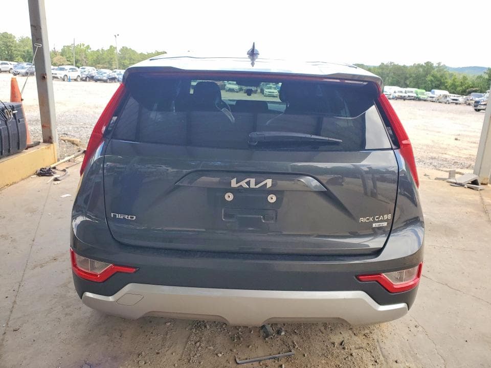 2023 KIA NIRO LX 6