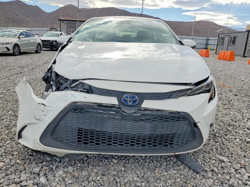 2021 TOYOTA COROLLA LE 5