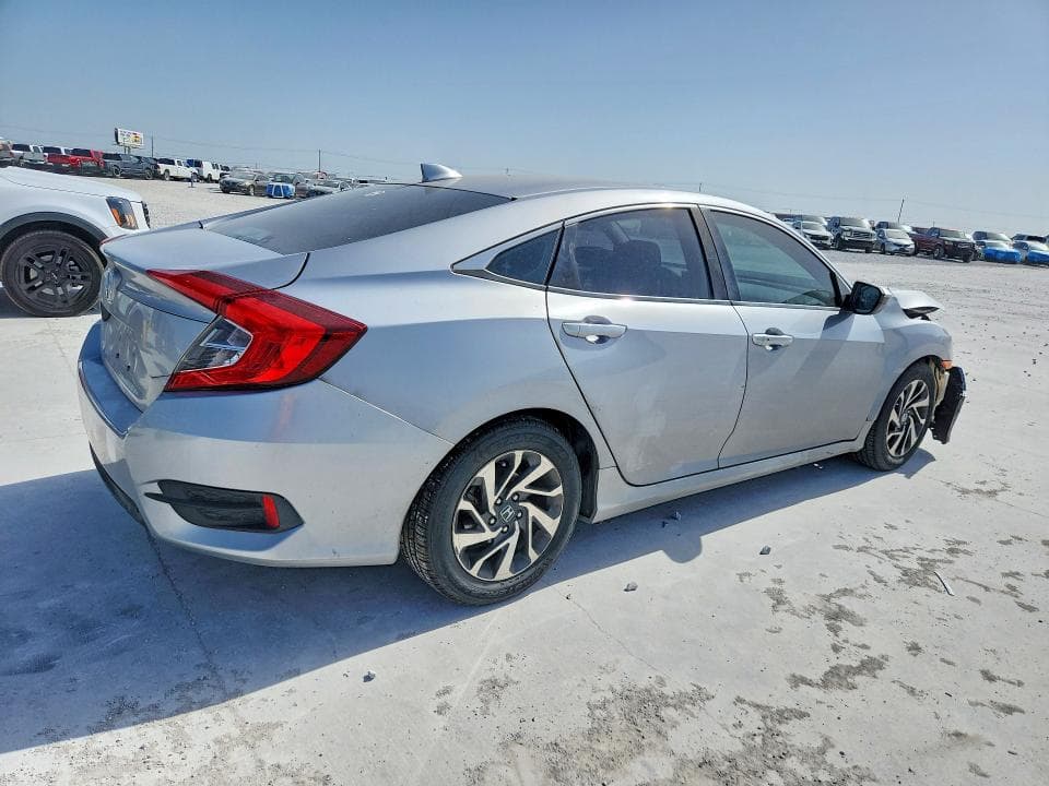 2018 HONDA CIVIC EX 3
