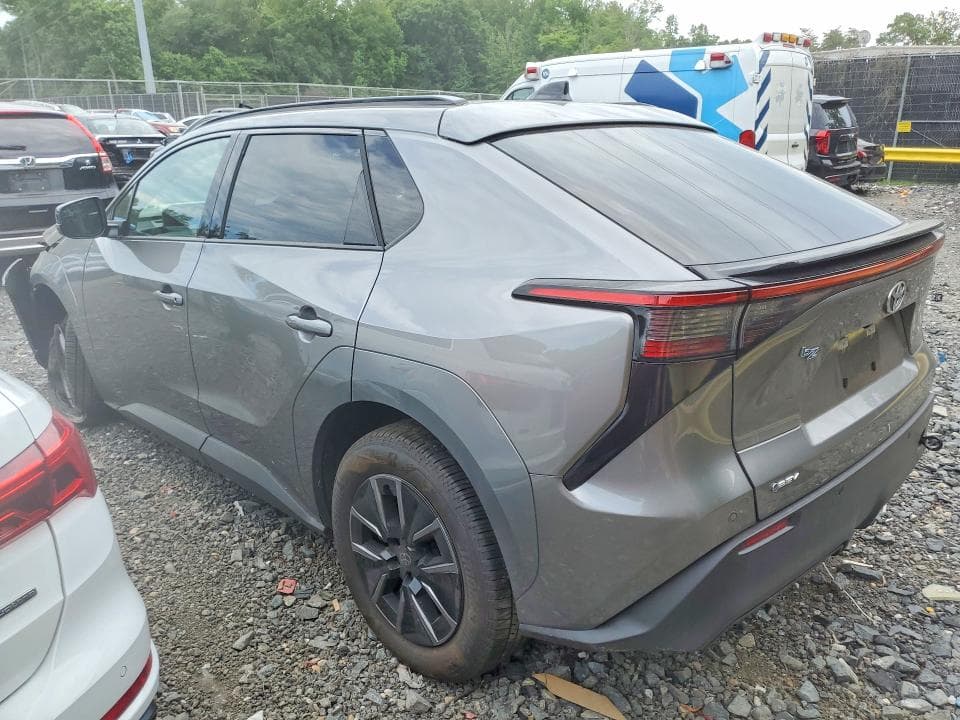 2026 TOYOTA BZ XLE PLUS 2