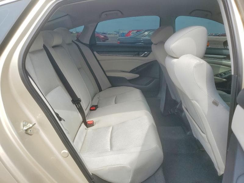 2018 HONDA ACCORD LX 10