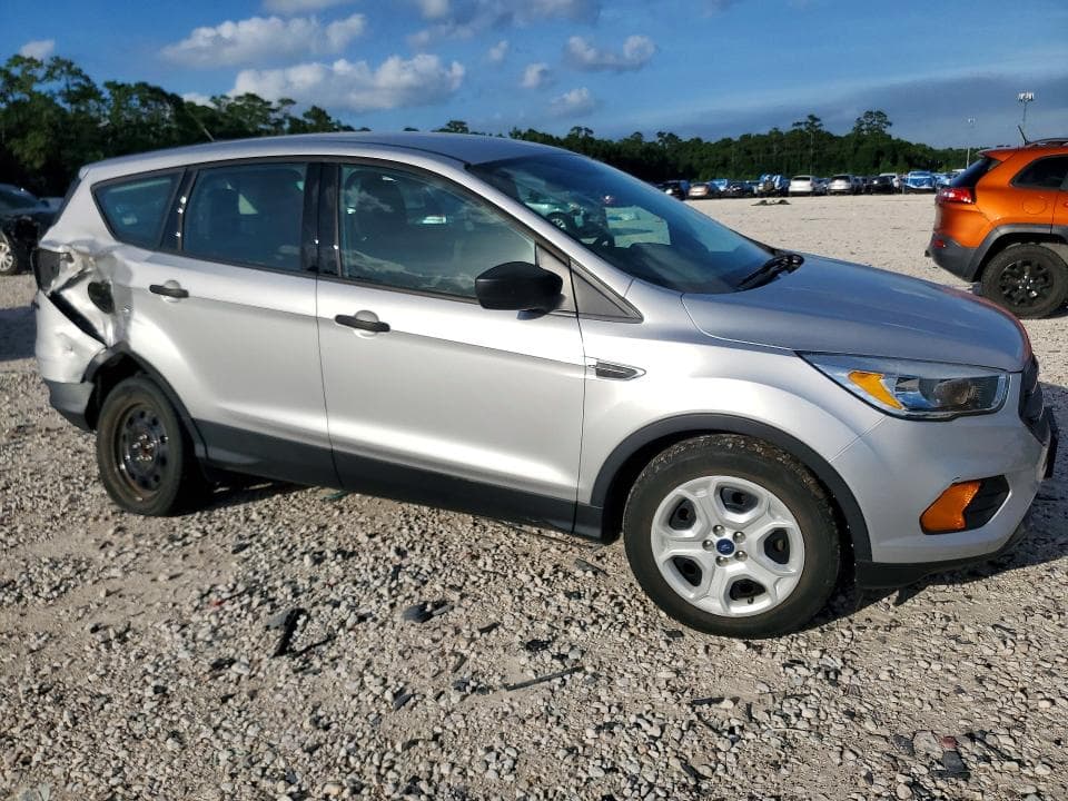 2017 FORD ESCAPE S 4