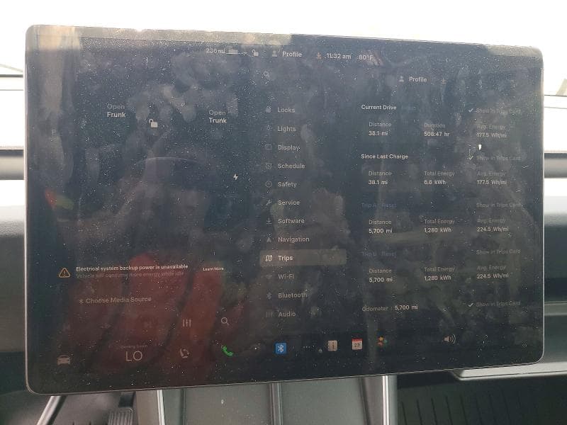 2026 TESLA MODEL Y 9