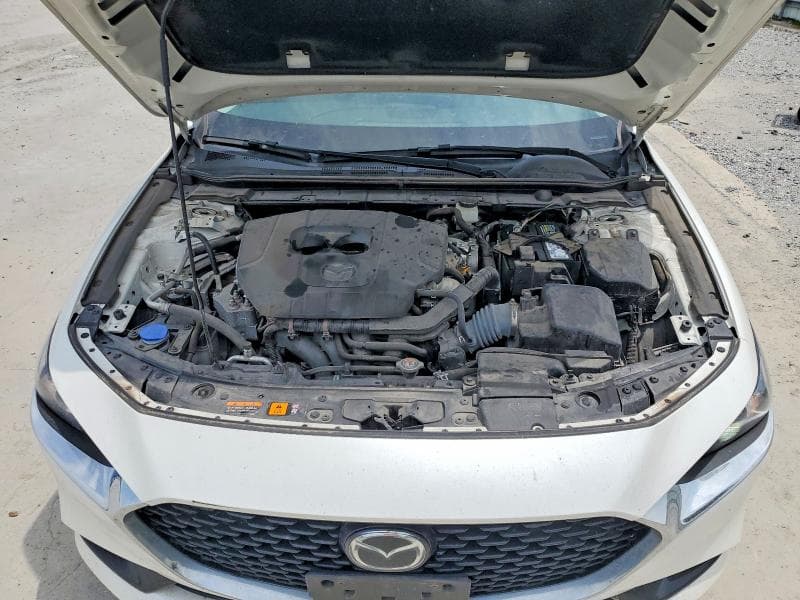 2023 MAZDA 3 PREFERRED 11