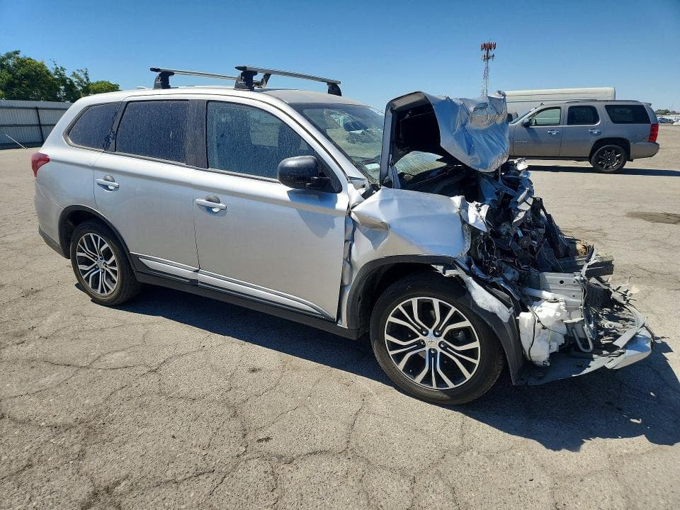 2018 MITSUBISHI OUTLANDER ES 4
