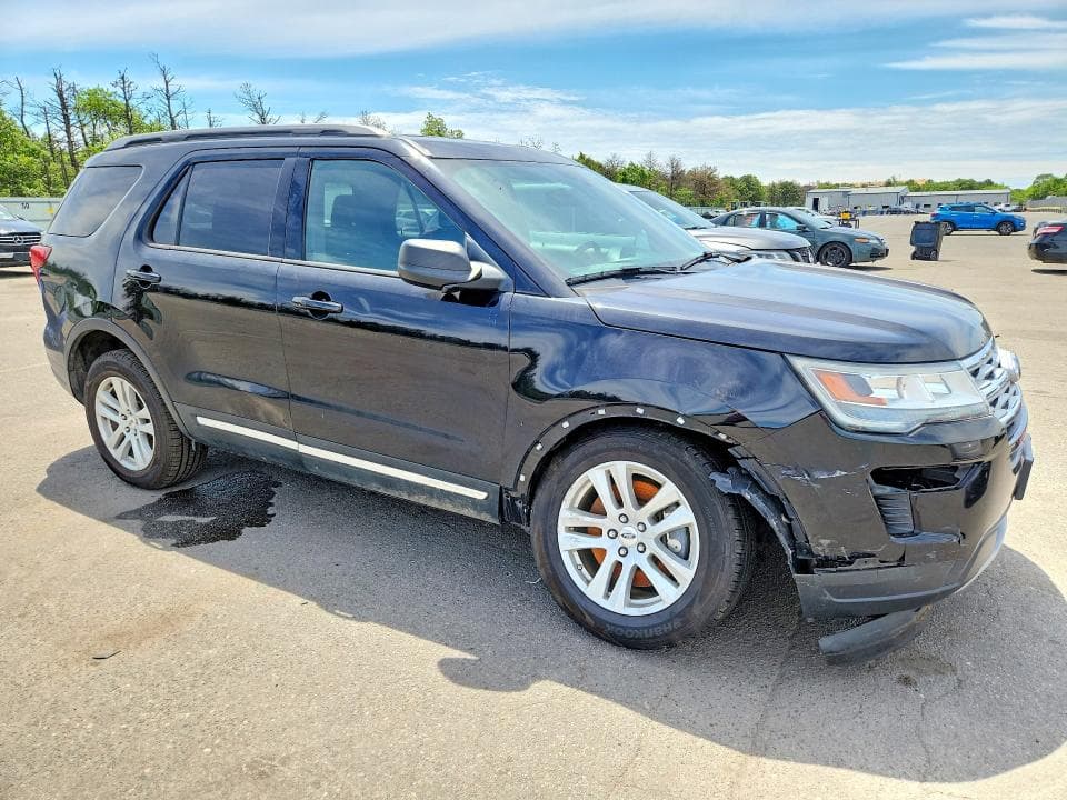 2019 FORD EXPLORER XLT 4
