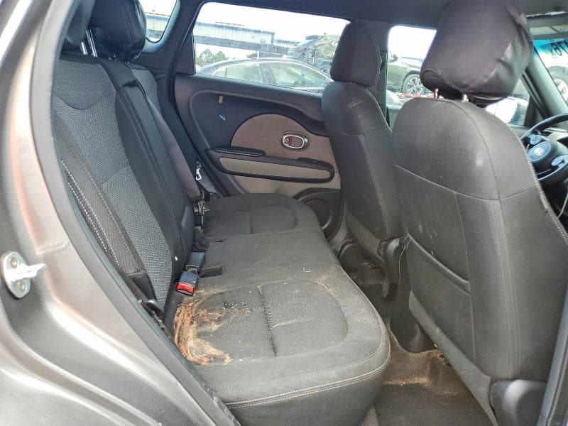 2017 KIA SOUL + 10