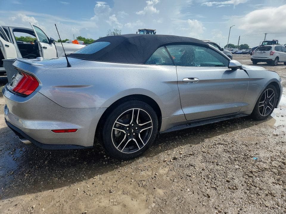 2022 FORD MUSTANG 3