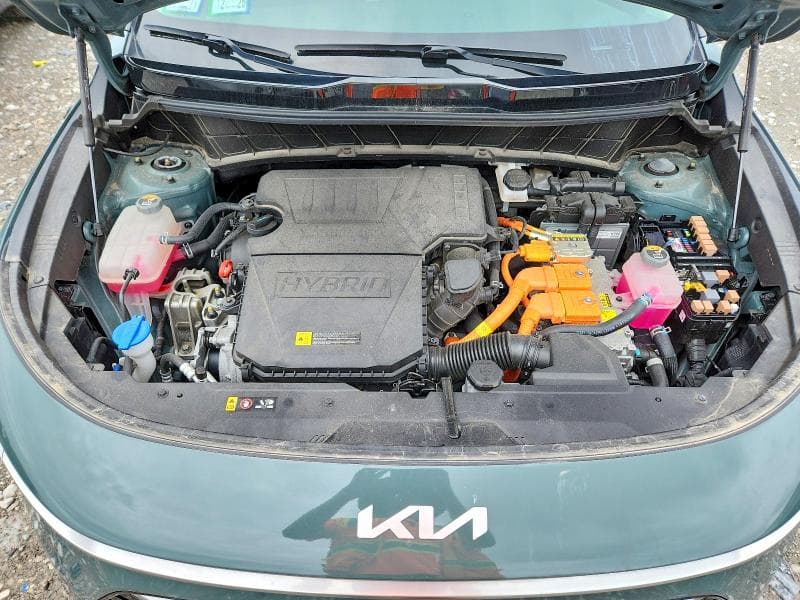 2023 KIA NIRO SX 11