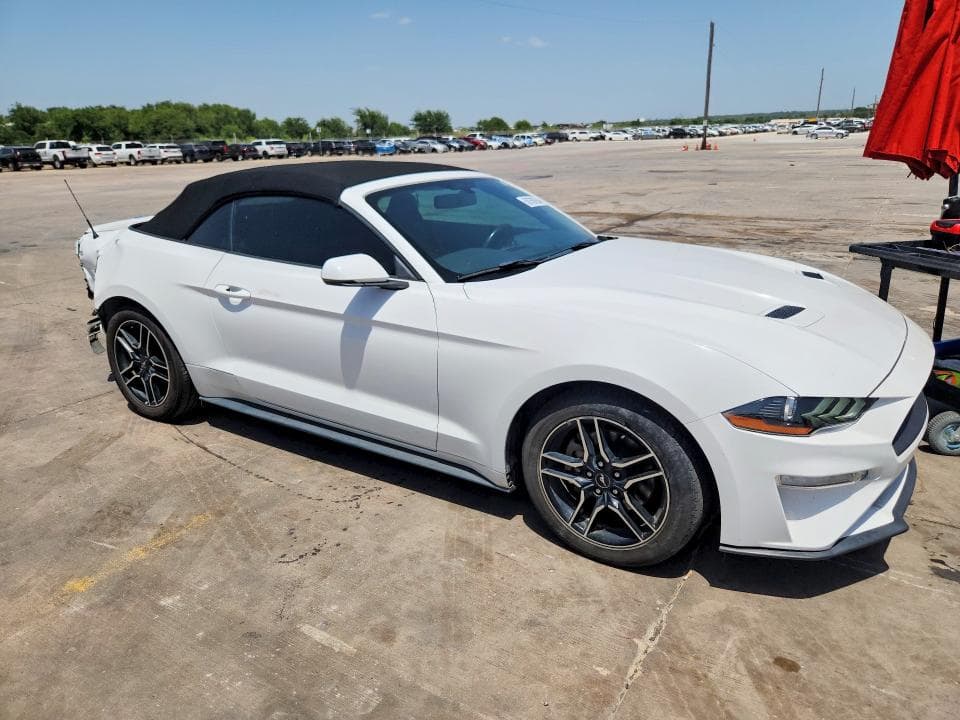 2019 FORD MUSTANG 4