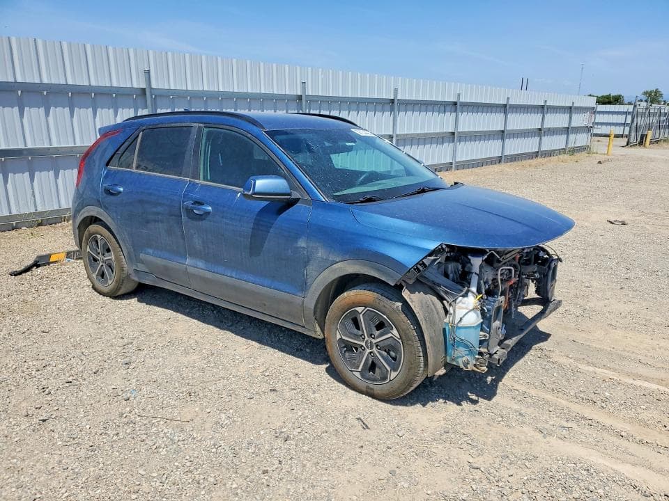 2023 KIA NIRO EX 4