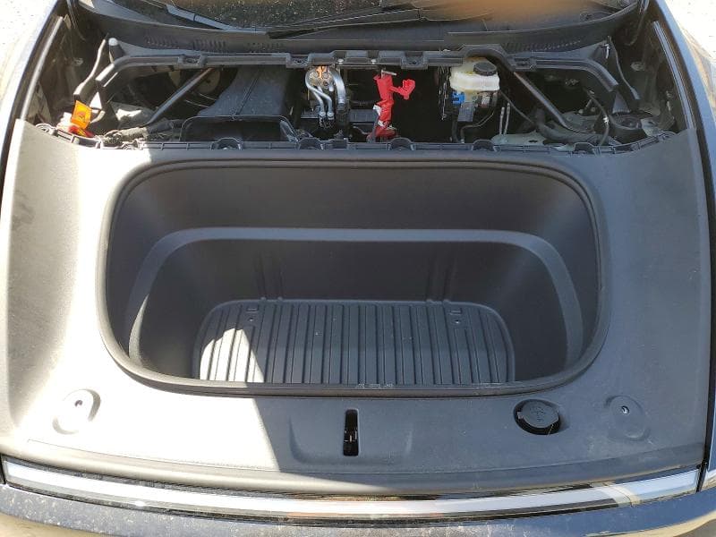 2026 TESLA MODEL Y 11