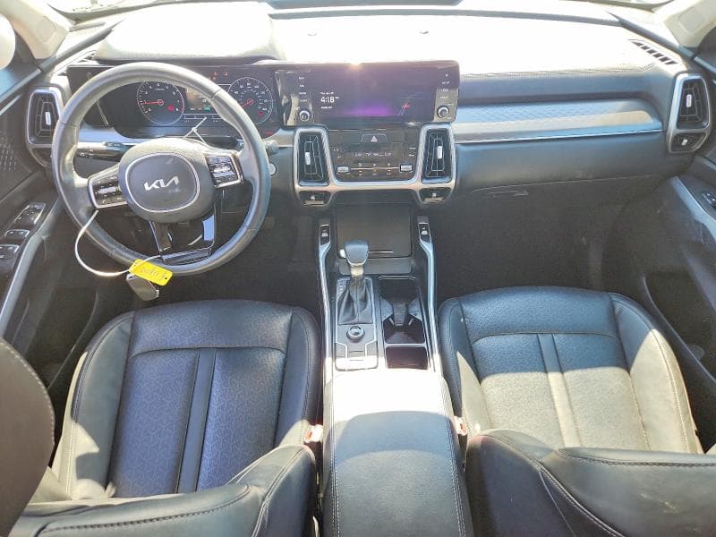 2022 KIA SORENTO S 8