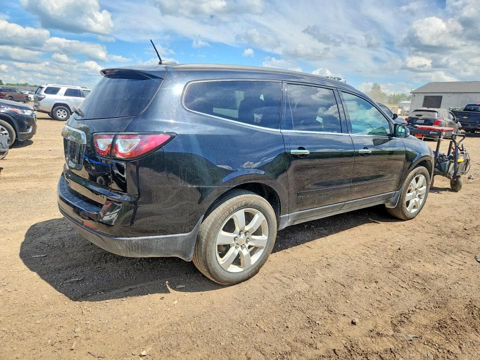 2017 CHEVROLET TRAVERSE LT 3