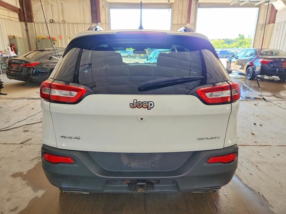 2017 JEEP CHEROKEE SPORT 6