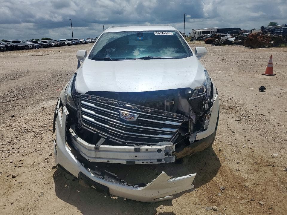 2017 CADILLAC XT5 5