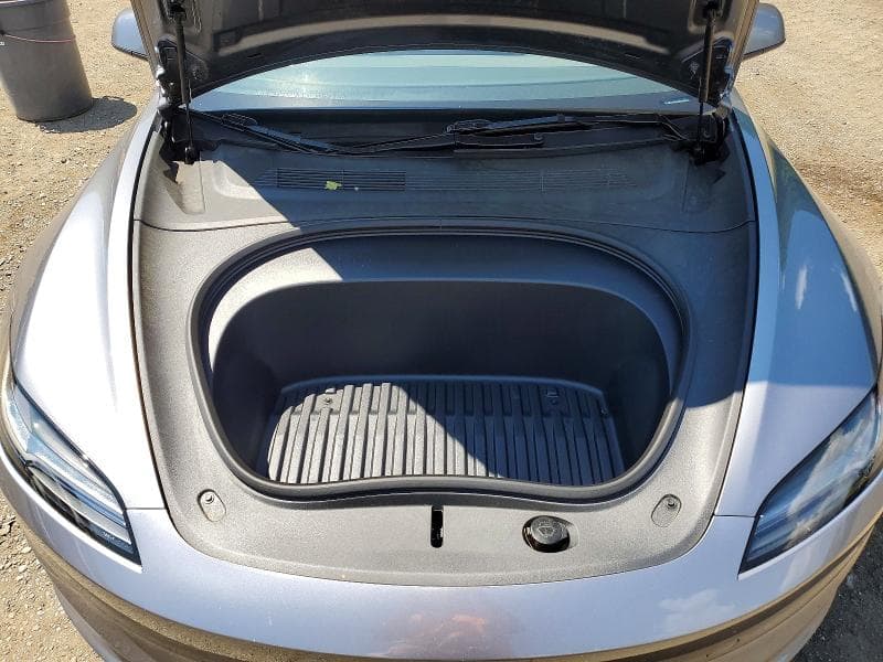 2025 TESLA MODEL 3 11