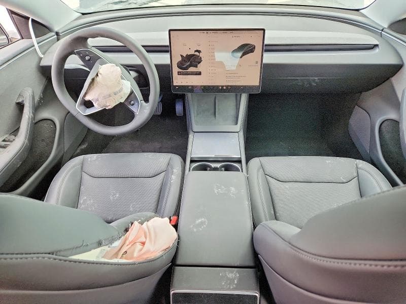 2026 TESLA MODEL 3 8