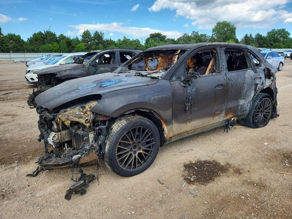 2019 PORSCHE CAYENNE - 1