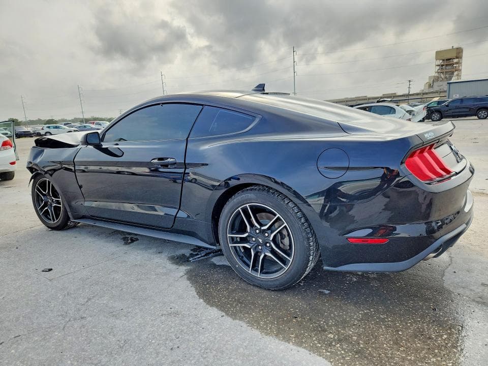 2022 FORD MUSTANG 2