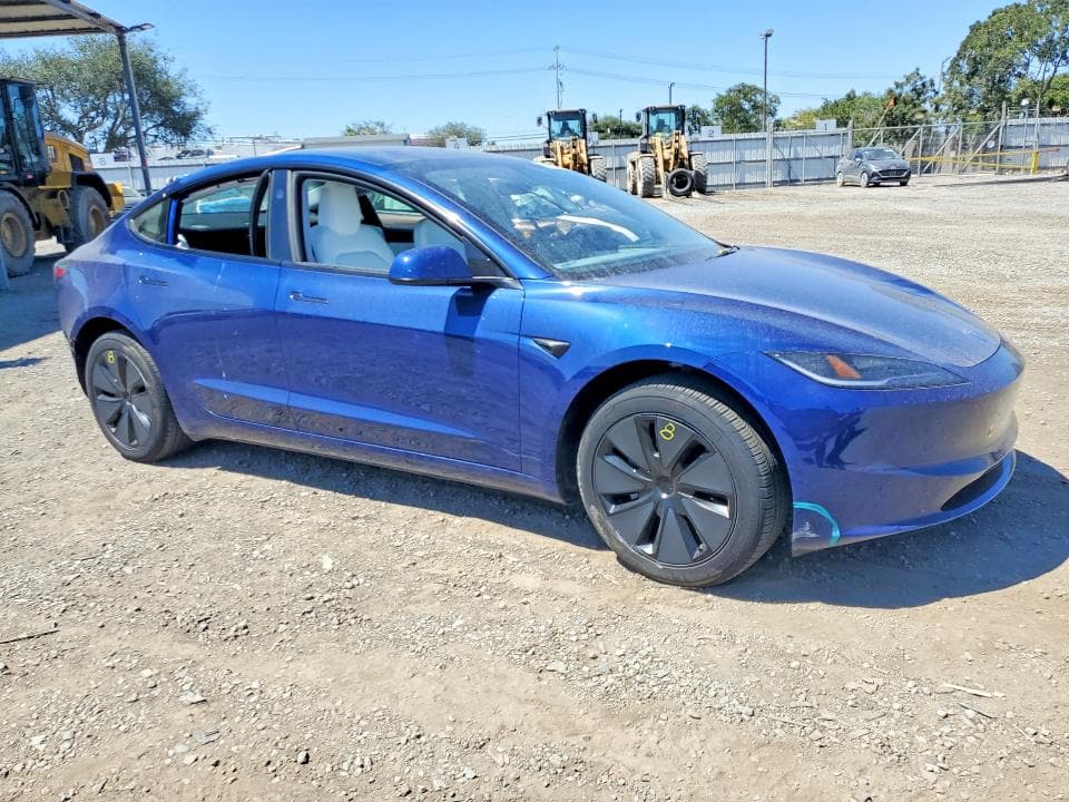 2025 TESLA MODEL 3 4
