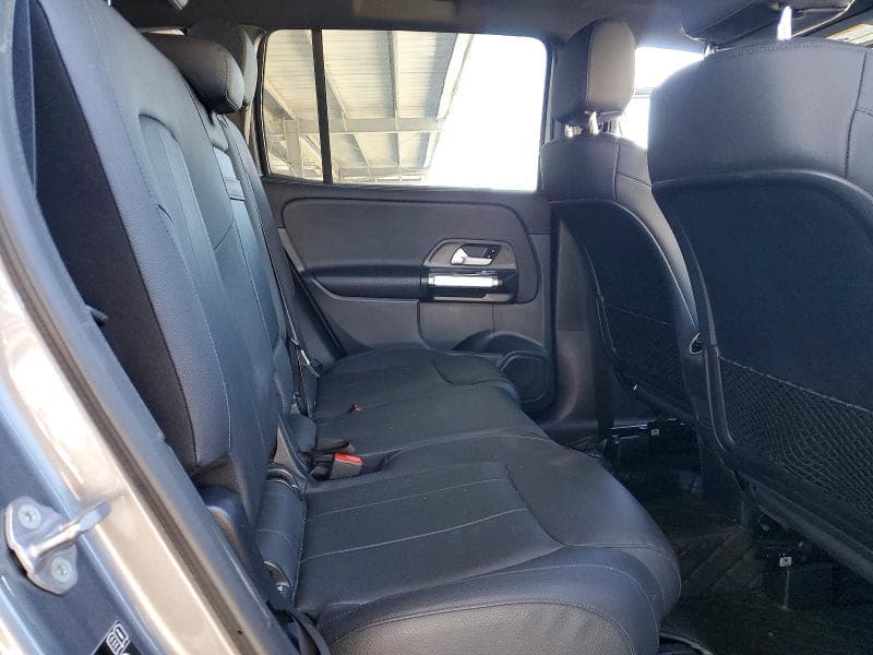 2023 MERCEDES-BENZ GLB 250 4MATIC 10