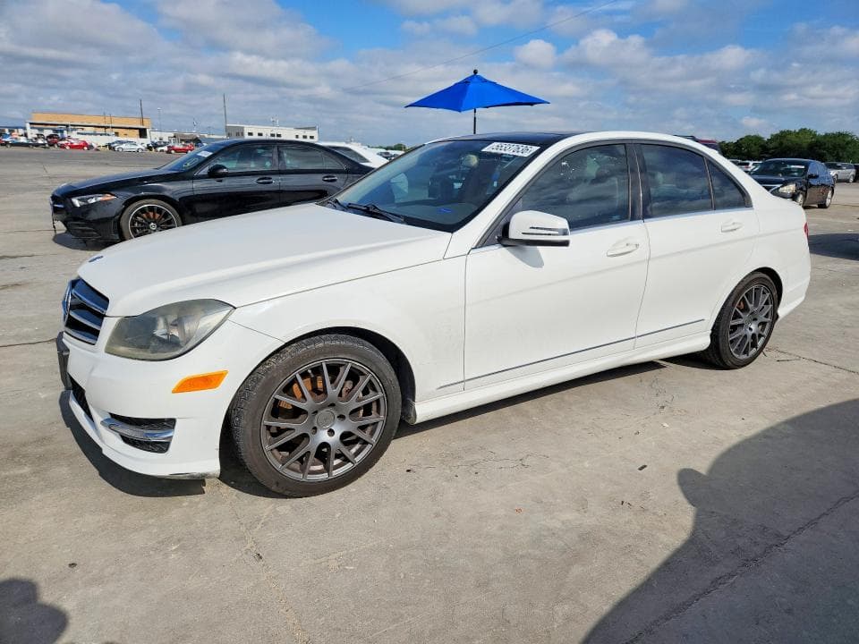 2014 MERCEDES-BENZ C-CLASS - 1